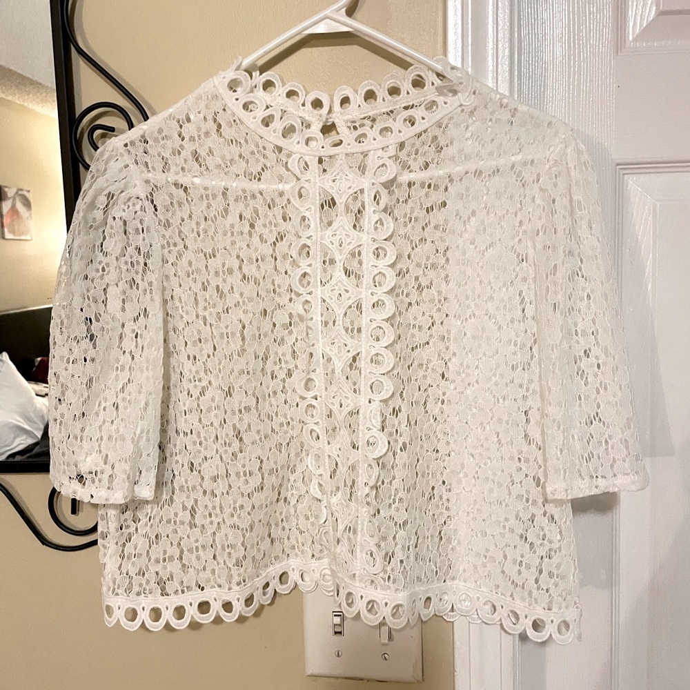 Beautiful new top love it in a great condition